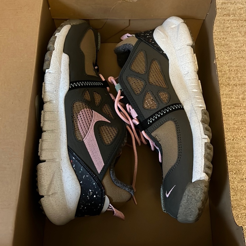 Mens - Nike Free Terra Vista